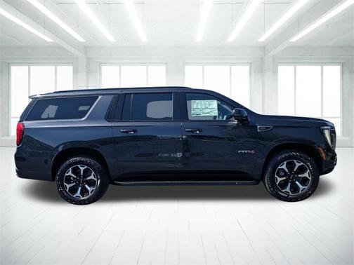 2025 GMC Yukon XL AT4