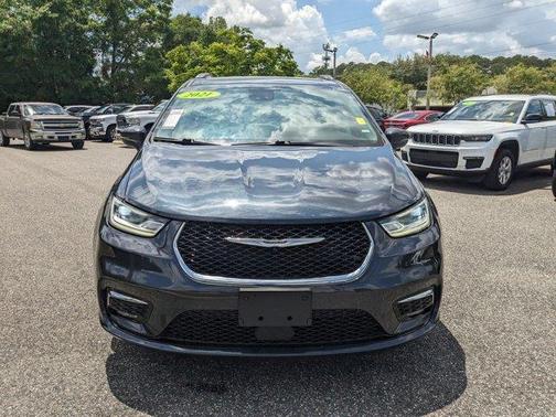 2021 Chrysler Pacifica Touring-L