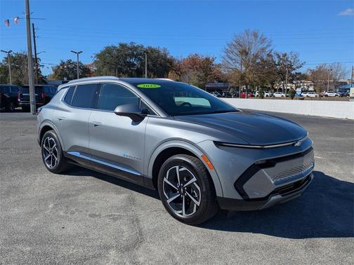 2025 Chevrolet Equinox EV LT