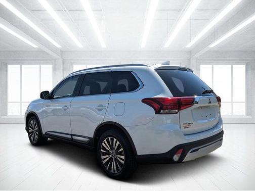 2020 Mitsubishi Outlander SEL