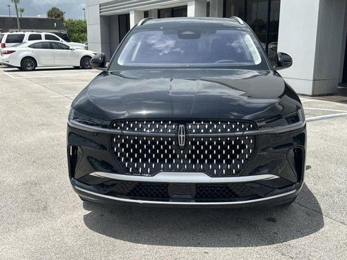 2025 Lincoln Nautilus Reserve
