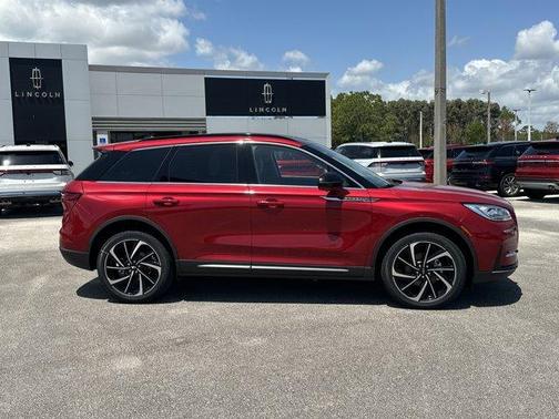 2025 Lincoln Corsair Reserve