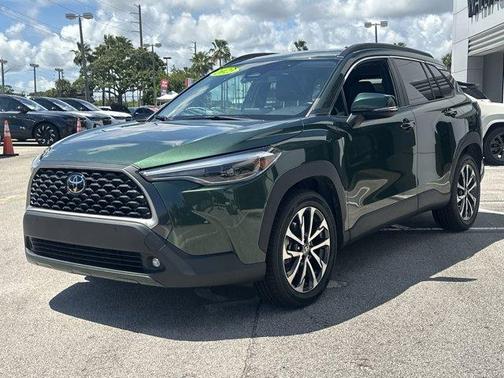 2023 Toyota Corolla Cross XLE