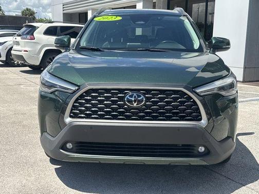 2023 Toyota Corolla Cross XLE