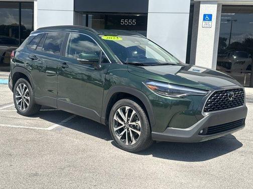 2023 Toyota Corolla Cross XLE