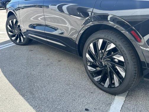 2024 Lincoln Nautilus Reserve