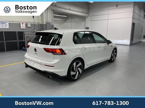 2022 Volkswagen Golf GTI 2.0T S