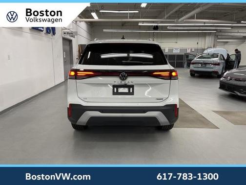 2026 Volkswagen Tiguan 2.0T SE