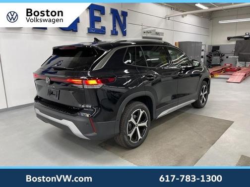 2025 Volkswagen Tiguan 2.0T SE