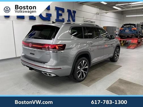 2026 Volkswagen Atlas 2.0T SEL Premium R-Line
