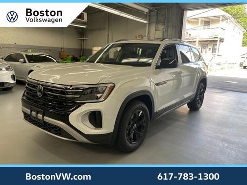 2025 Volkswagen Atlas 2.0T Peak Edition