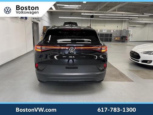 2022 Volkswagen ID.4 Pro