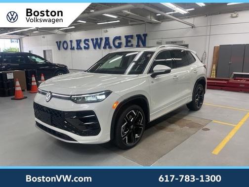 2026 Volkswagen Tiguan 2.0T SEL R-Line