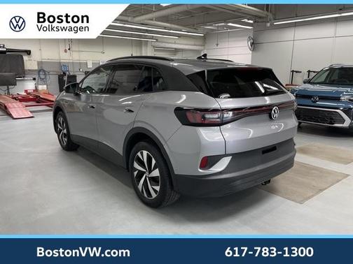 2023 Volkswagen ID.4 Pro