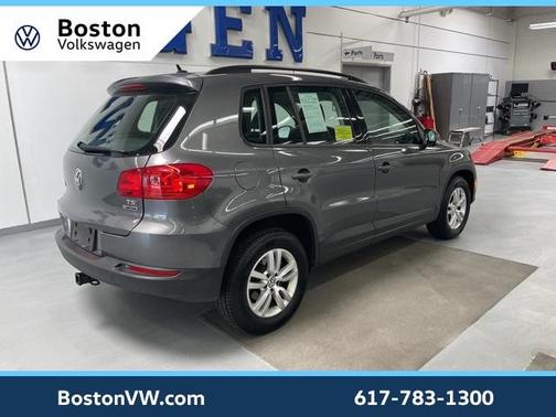 2016 Volkswagen Tiguan S