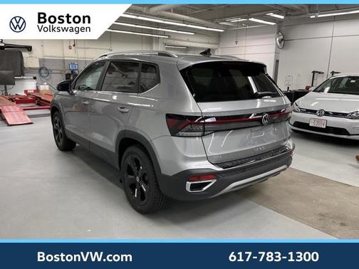 2026 Volkswagen Taos 1.5T SEL