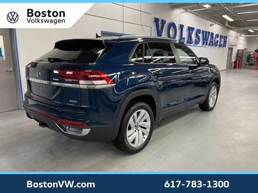 2022 Volkswagen Atlas Cross Sport 3.6L V6 SE w/Technology