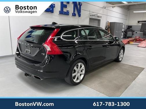 2017 Volvo V60 T5 Premier