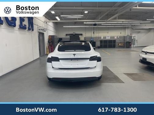 2015 Tesla Model S 70D