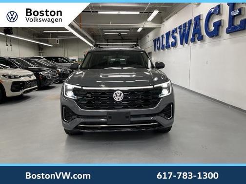 2025 Volkswagen Atlas 2.0T SEL Premium R-Line