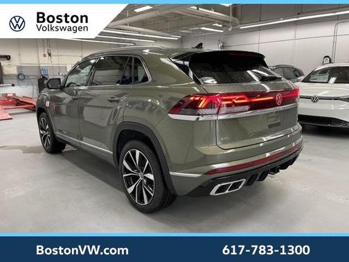 2025 Volkswagen Atlas Cross Sport 2.0T SEL Premium R-Line