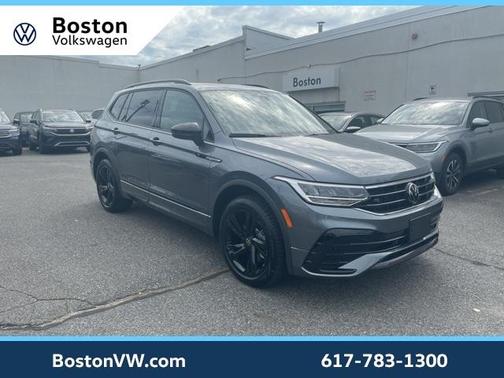 2024 Volkswagen Tiguan 2.0T SE R-Line Black