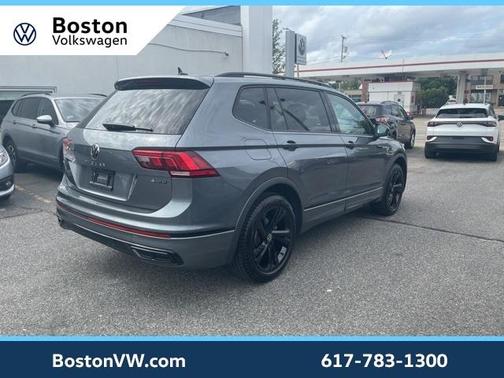 2024 Volkswagen Tiguan 2.0T SE R-Line Black