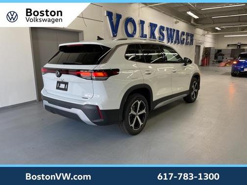 2025 Volkswagen Tiguan 2.0T SE