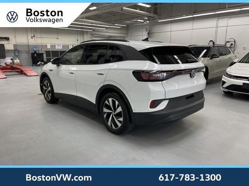 2023 Volkswagen ID.4 Pro