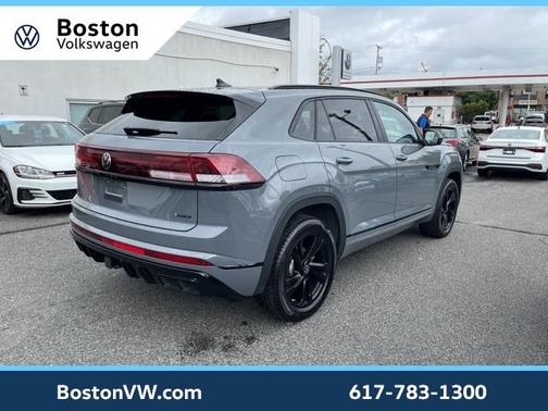 2025 Volkswagen Atlas Cross Sport 2.0T SEL R-Line Black
