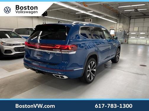2025 Volkswagen Atlas 2.0T SEL Premium R-Line