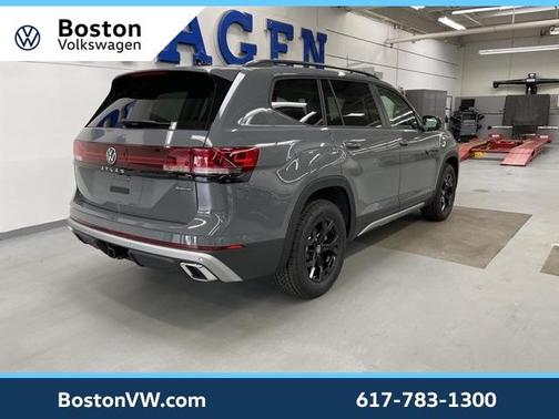 2025 Volkswagen Atlas 2.0T Peak Edition