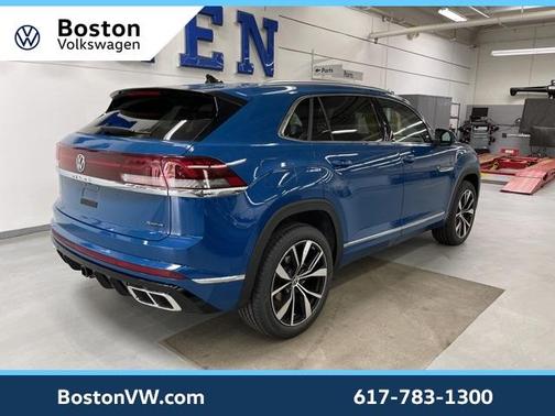 2025 Volkswagen Atlas Cross Sport 2.0T SEL Premium R-Line