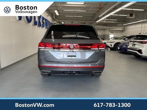 2025 Volkswagen Atlas 2.0T SE
