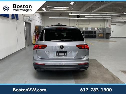 2023 Volkswagen Tiguan 2.0T SE