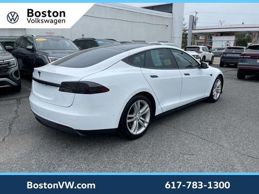 2015 Tesla Model S 70D