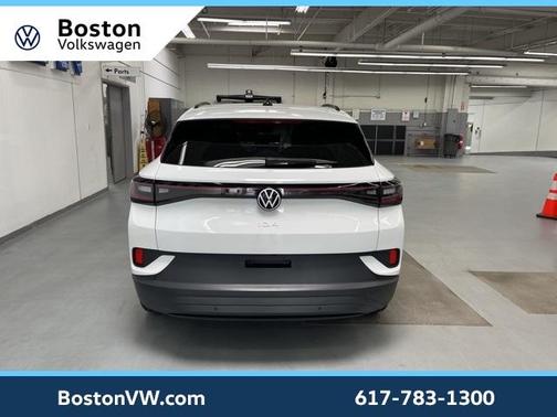 2023 Volkswagen ID.4 Pro