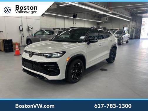 2025 Volkswagen Tiguan 2.0T SE R-Line Black