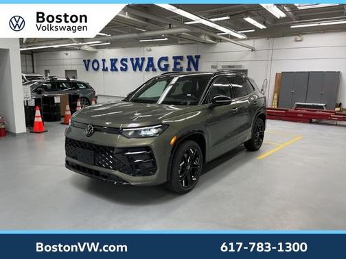 2026 Volkswagen Tiguan 2.0T SE R-Line Black