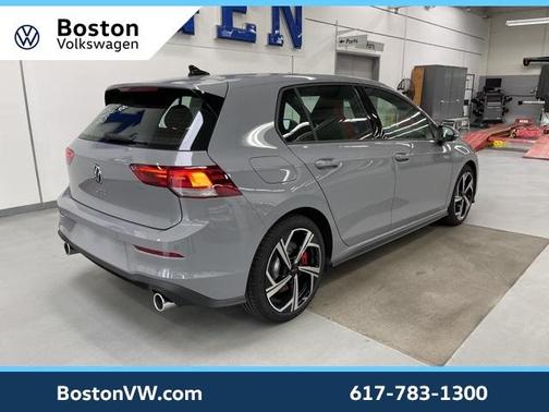 2025 Volkswagen Golf GTI 2.0T SE