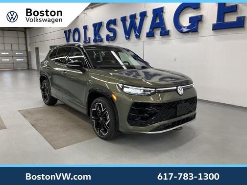 2026 Volkswagen Tiguan 2.0T SEL R-Line