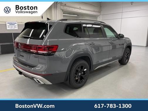 2025 Volkswagen Atlas 2.0T Peak Edition