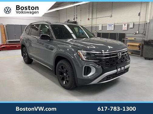 2025 Volkswagen Atlas 2.0T Peak Edition