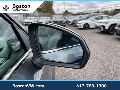 2025 Volkswagen Taos 1.5T SEL