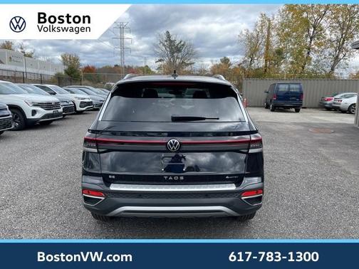 2025 Volkswagen Taos 1.5T SE