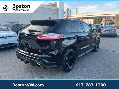 2020 Ford Edge ST