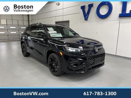 2026 Volkswagen Tiguan 2.0T SE R-Line Black