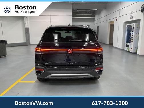 2026 Volkswagen Taos 1.5T SEL