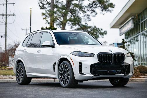 Mineral White Metallic 2026 BMW X5 xDrive40i SUV