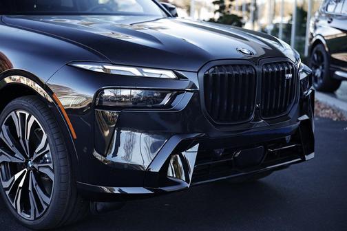 2026 BMW X7 M60i
